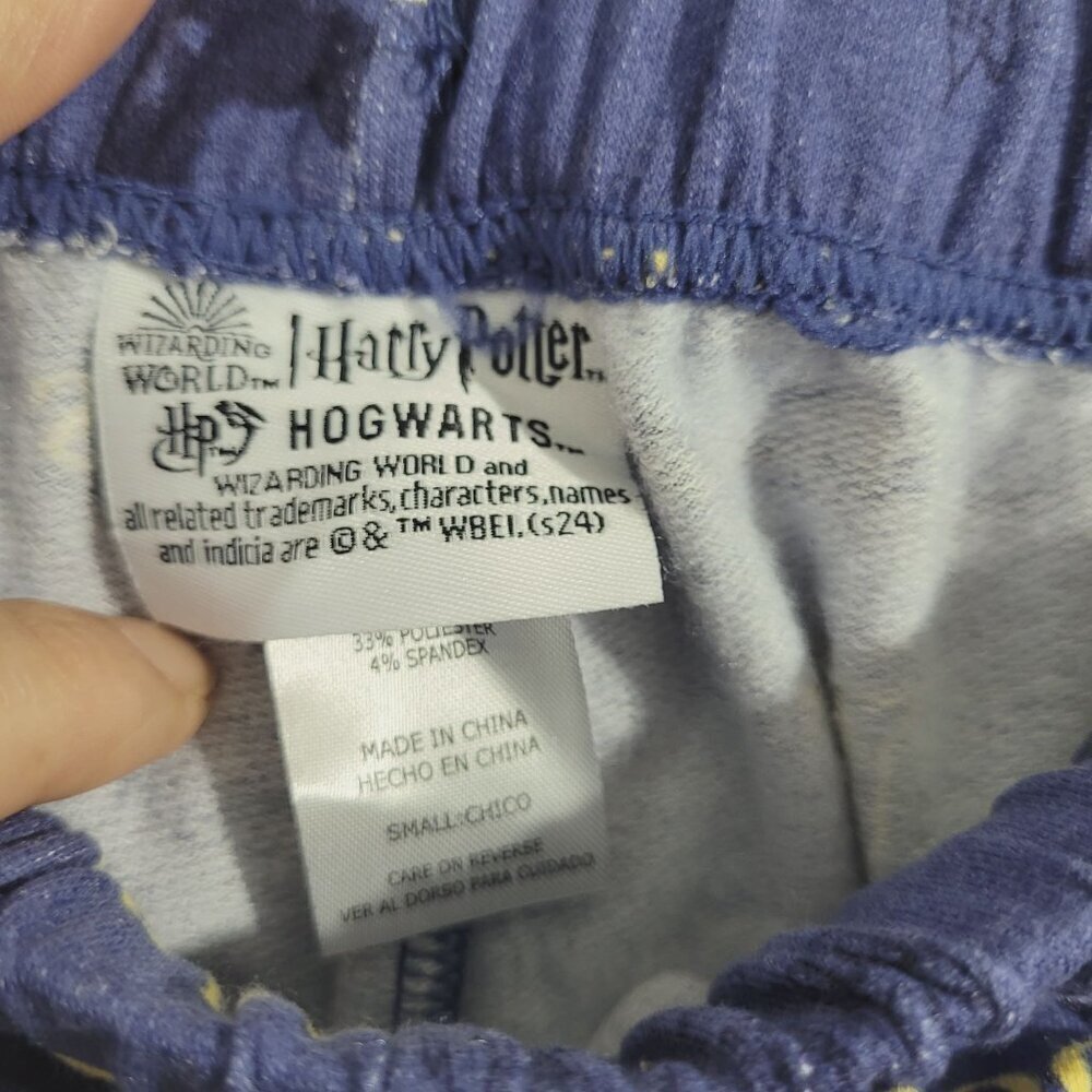 NWOT Harry Potter Hogwarts Pajama Set Small Women's / 25PT - Picture 4 of 6